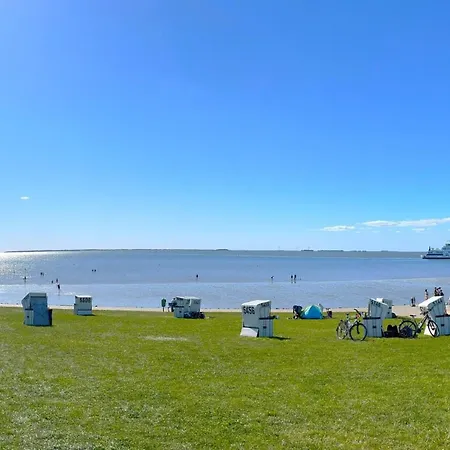 Prázdninový dům Chaplin Mit Kamin Und Eingezaeuntem Garten *